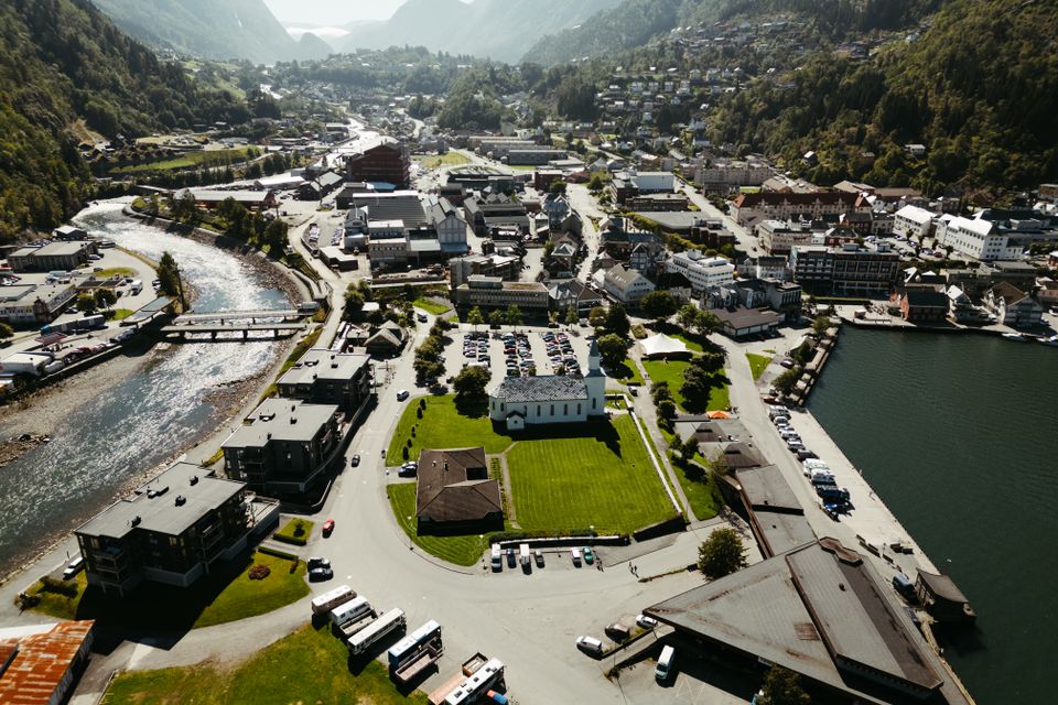 AI-mogleggjorde brot driv databrotkostnadane opp til 6 millionar dollar, finn IBM.