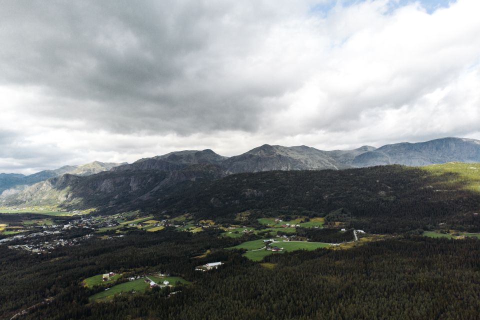 Gode hjelparar fekk rullestolbrukar Annett til Trolltunga.